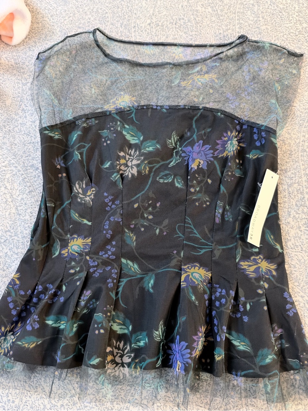 Broadway38 Floral Mesh Peplum Top Size Medium NWT